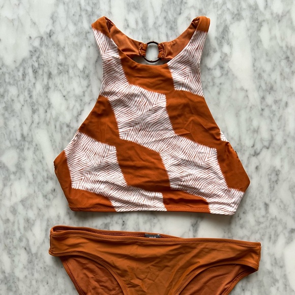 Aerie high neck bikini top and bottom - Picture 4 of 6